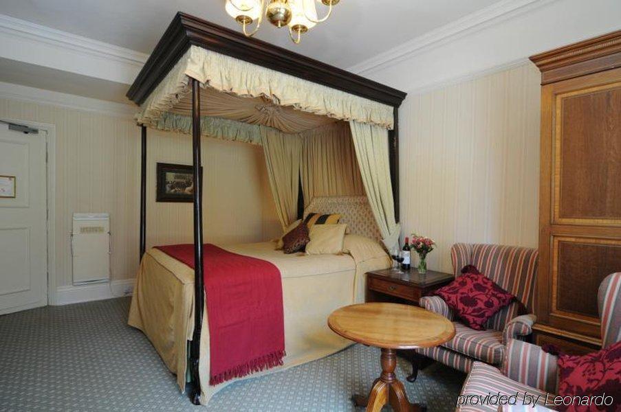 The Crown Manor House Hotel Lyndhurst Bilik gambar