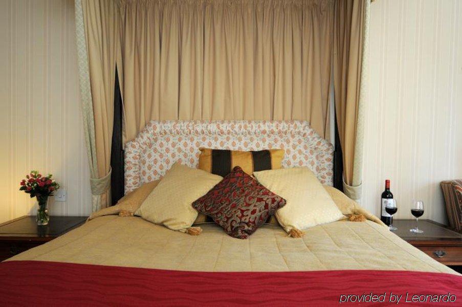 The Crown Manor House Hotel Lyndhurst Bilik gambar